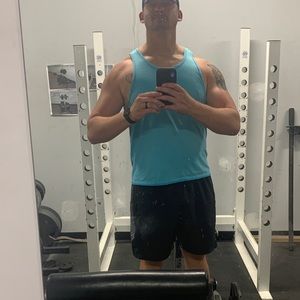 Meet your Posher, Logan